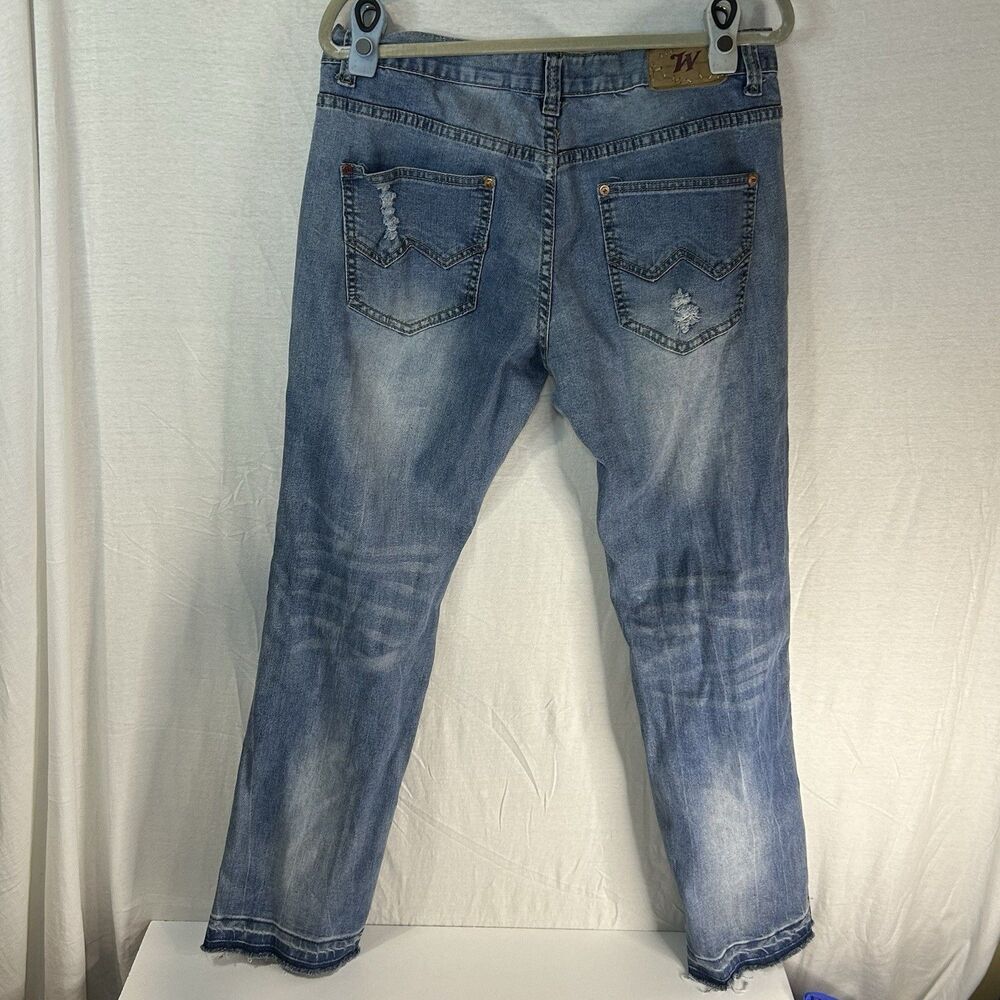 Winchester Jeans Mens Size 36/32 Blue Faded Distressed Destroyed Raw Hem - Picture 8 of 10